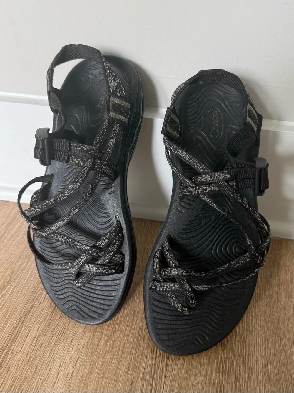 Chaco Women's ZX/2 Cloud Dual Adjustable Straps Cushioned Sandal EcoTread size 9